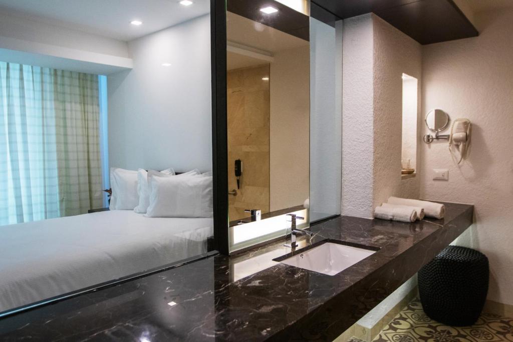 Eurobuilding Hotel & Suites Lecheria Εξωτερικό φωτογραφία
